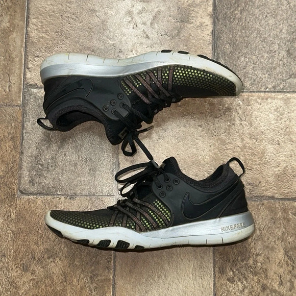 Nike Size 7.5 - Picture 2 of 7